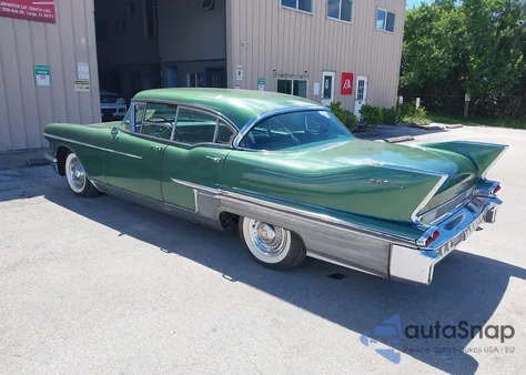 1958 Cadillac Fleetwood z USA, uszkodzony, nr VIN 58M103213